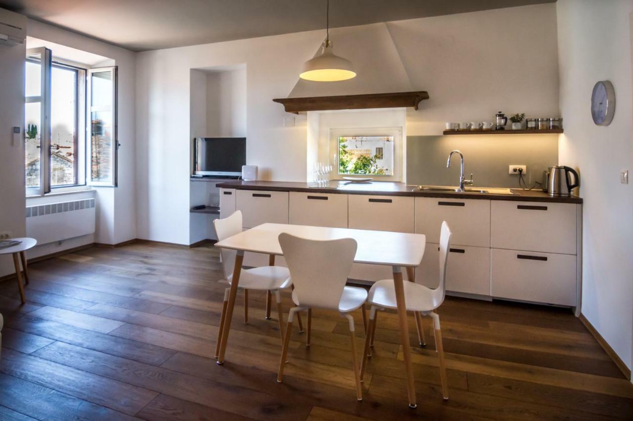 רוביני Apartment Festina Lente מראה חיצוני תמונה