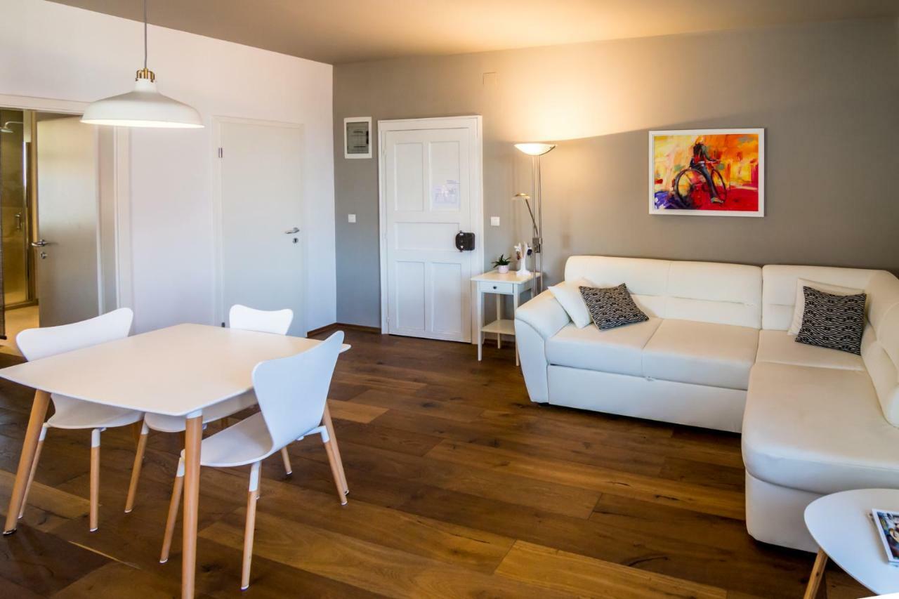 רוביני Apartment Festina Lente מראה חיצוני תמונה